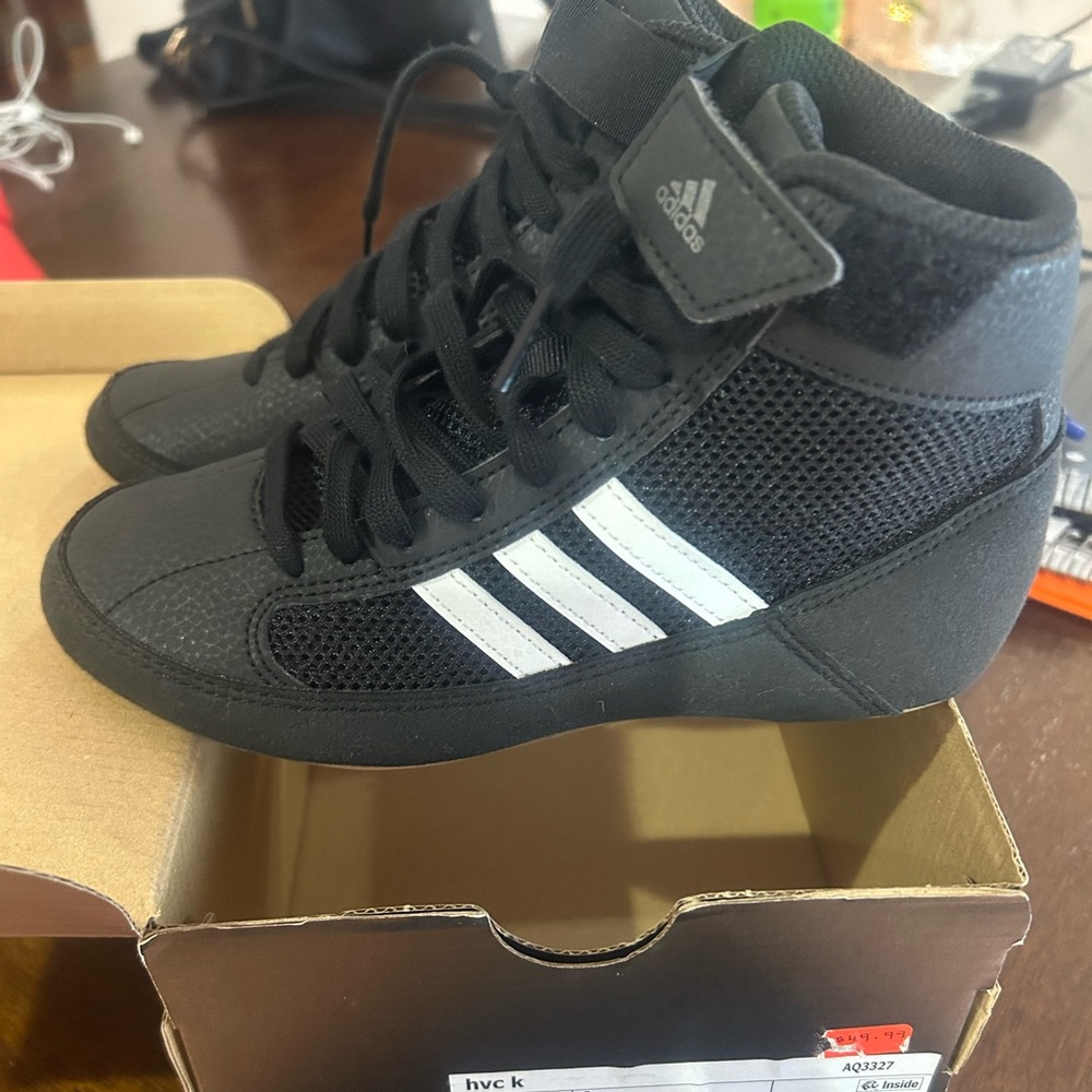 Adidas Wrestling Shoe size 1 Youth